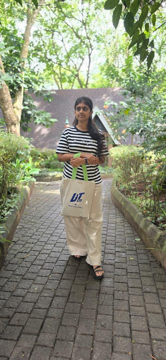 Lit co Tote bag